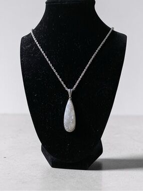 KINSLEY ARMELLE Druzy Gemstone Pendant with Long Necklace Silver Chain 26” L